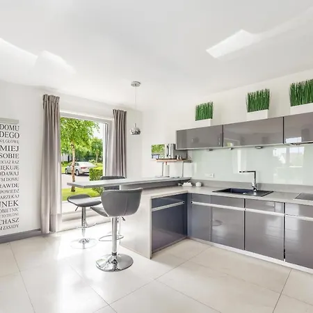 Ustronie Morskie, Sun & Snow * Ustronie Morskie